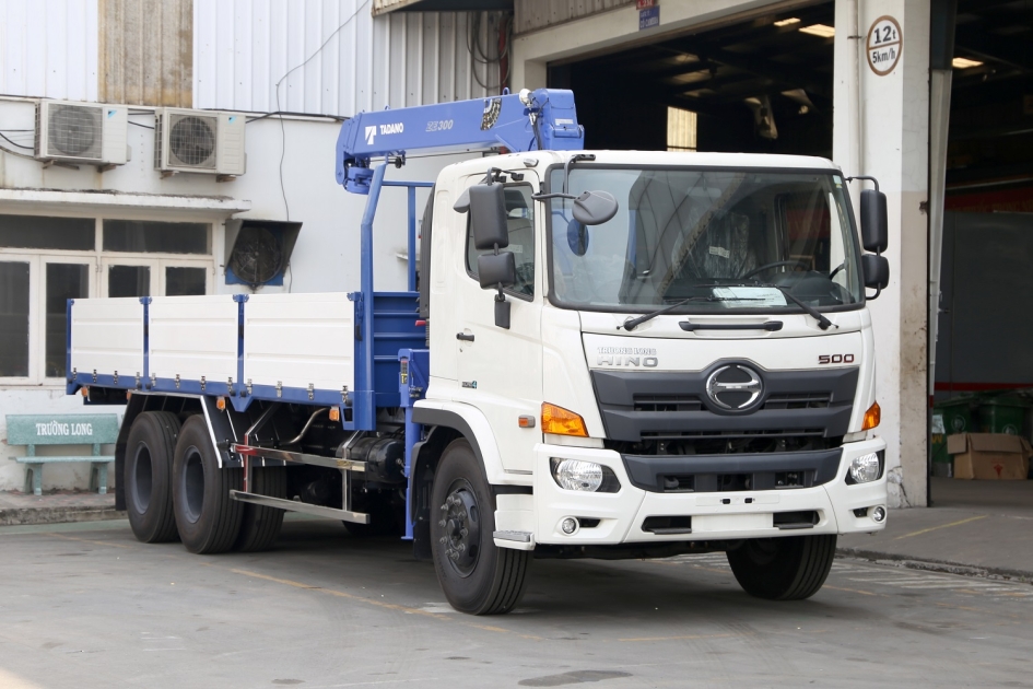 Xe cẩu Hino 15 tấn - Xe tải Hino gắn cẩu Tadano 3 tấn 4 đoạn